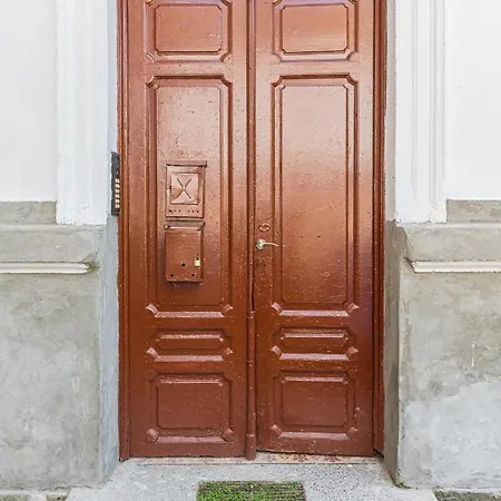 Sabin Private Parking Daire